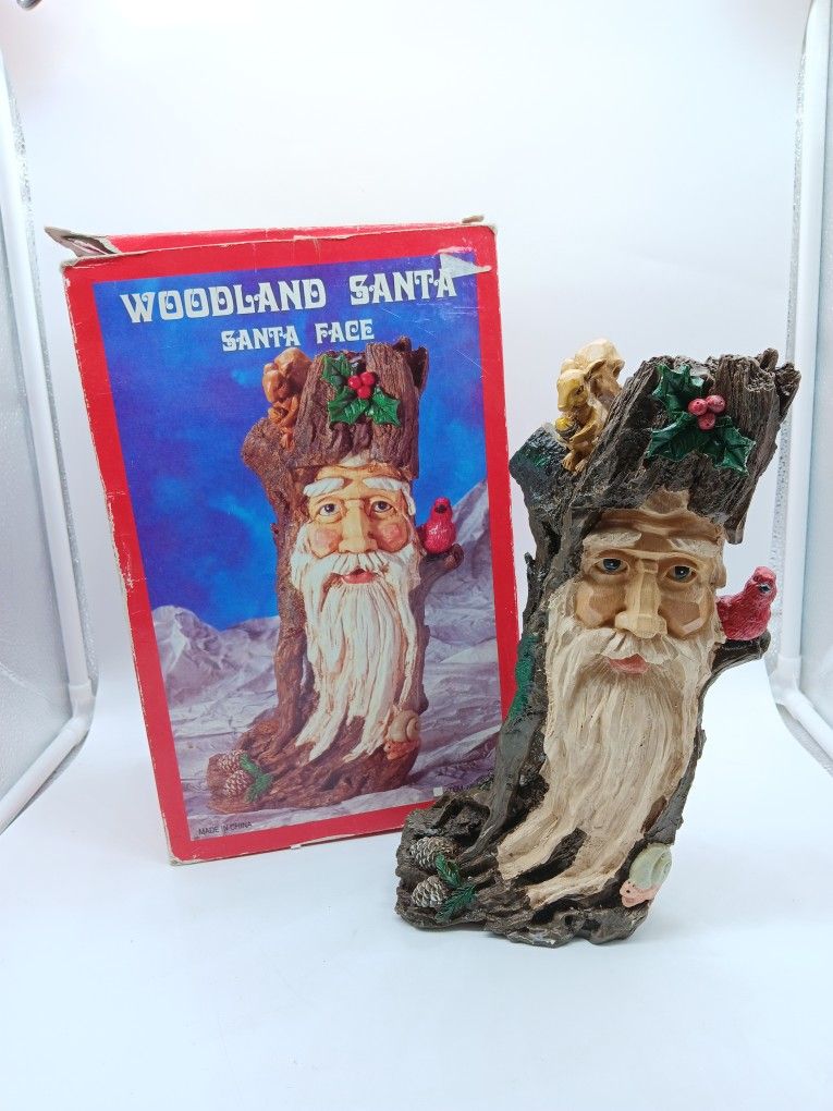 Vintage Woodland Tree Stump Santa Christmas Statue Sculpture Decor 10.5" Figure