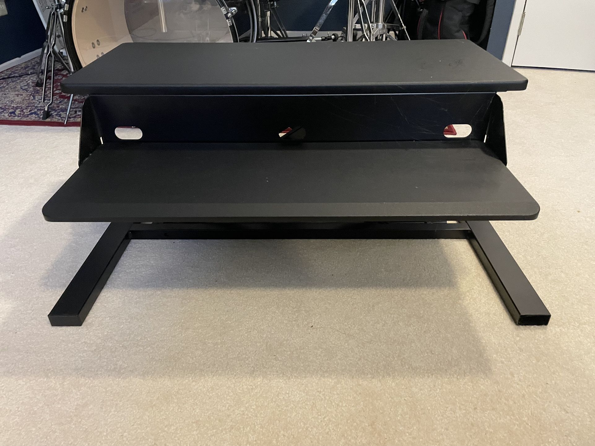 Standing desk converter