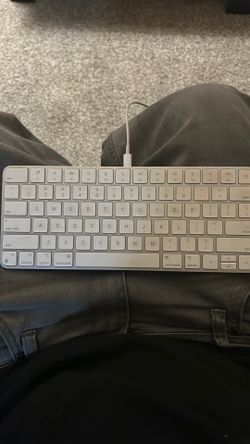 Apple keyboard