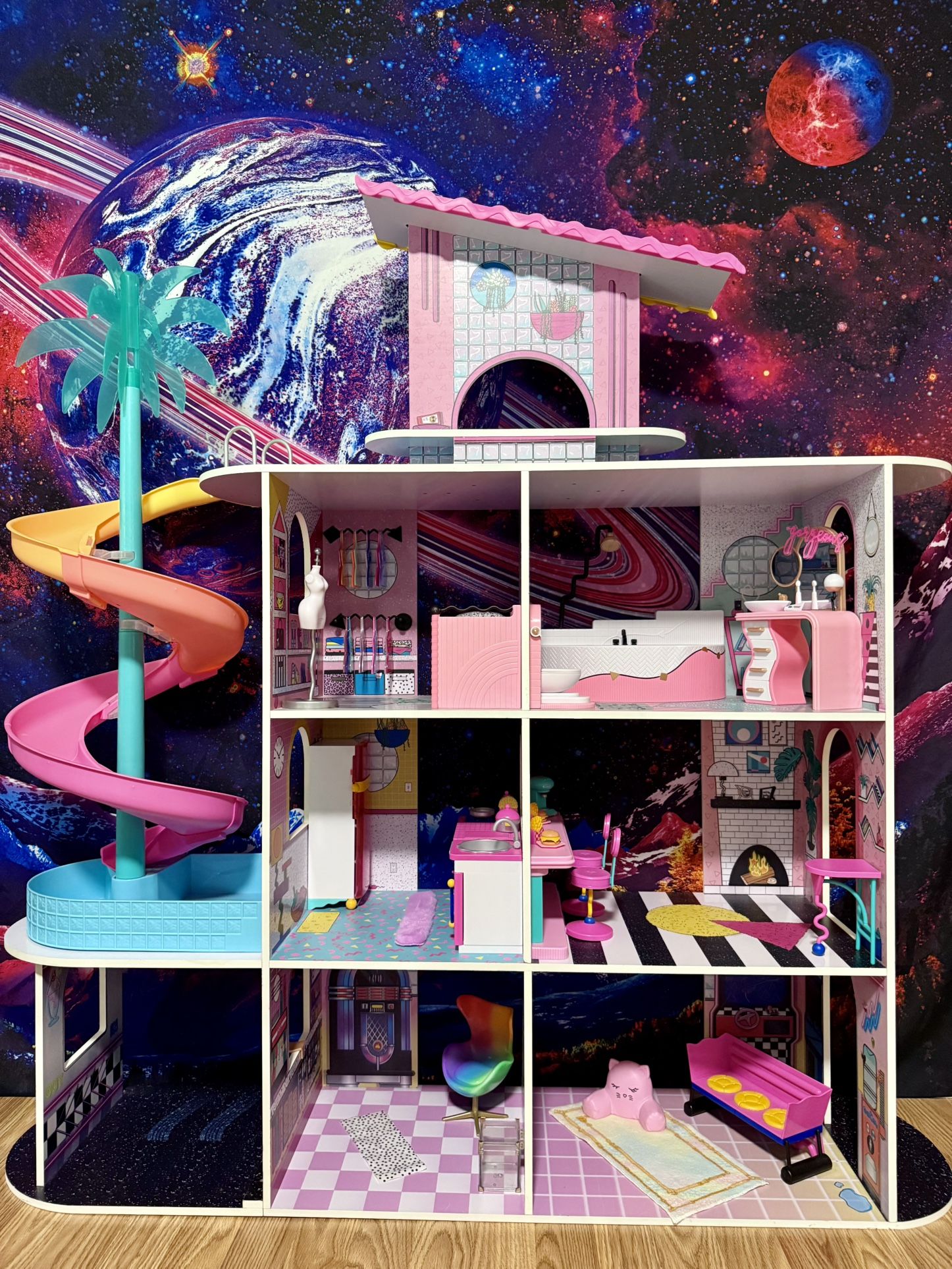 LOL SURPRISE DOLL HOUSE
