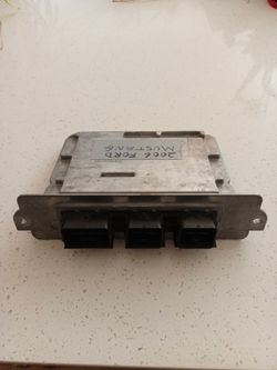 FORD MUSTANG COMPUTER 