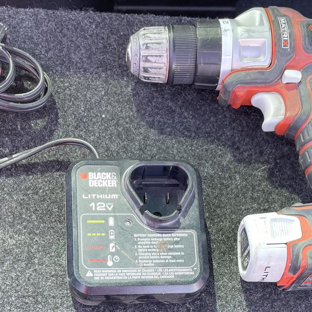 12Volt lithium Black & Decker Matrix Drill With Battery And Charger for  Sale in El Paso, TX - OfferUp