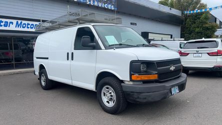 2009 Chevrolet Express Cargo Van