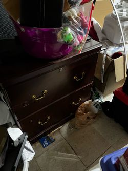 Hanging Filing cabinet 16”4/culebra