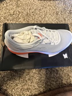 Women's Running Shoes