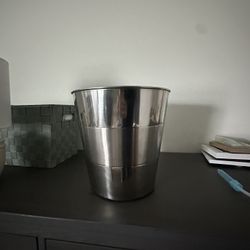 Aluminum Trash Can 