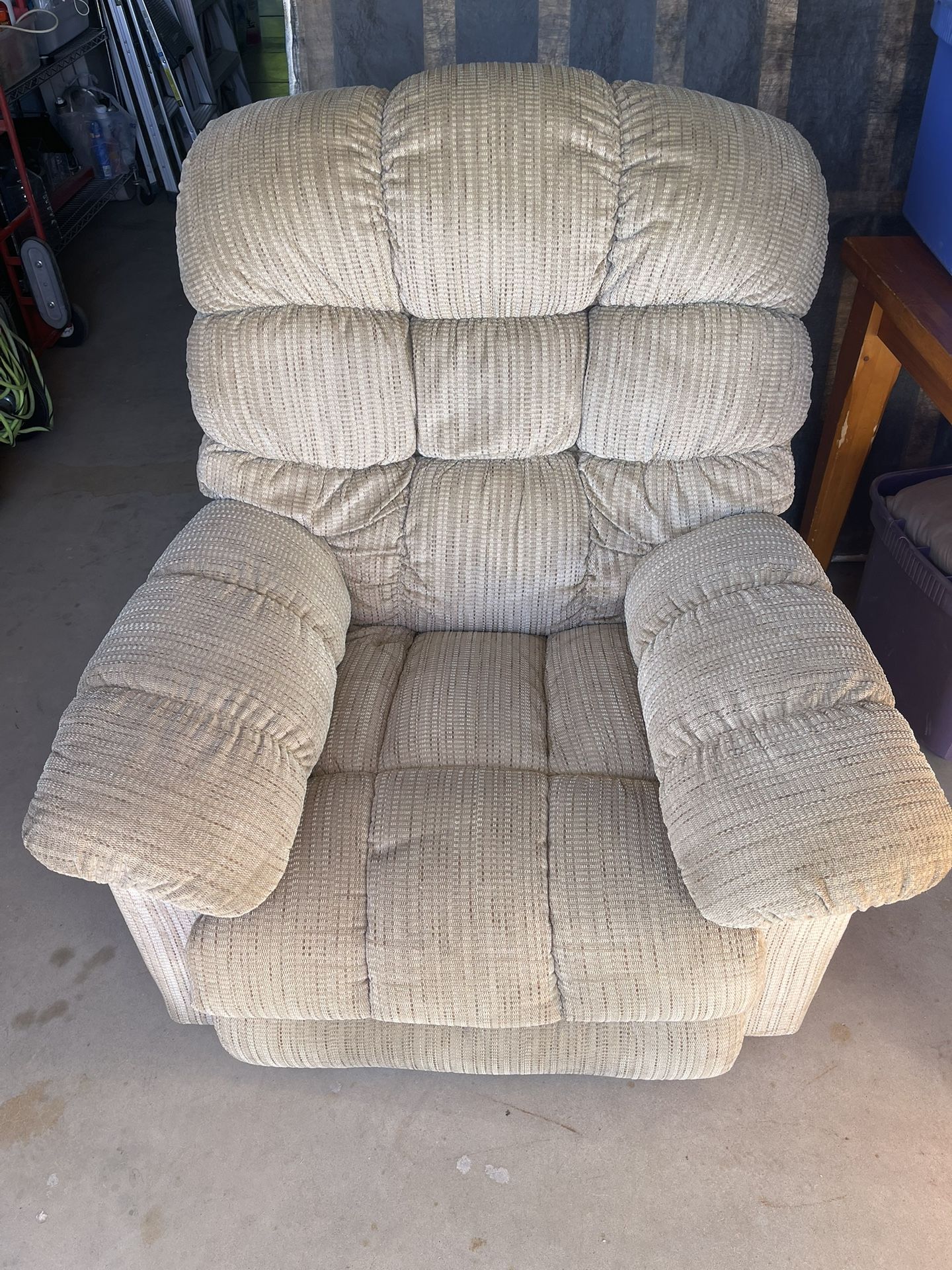 Recliner Sofa