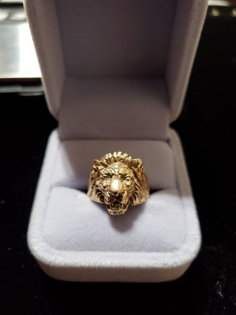 14k Gold Lion Ring