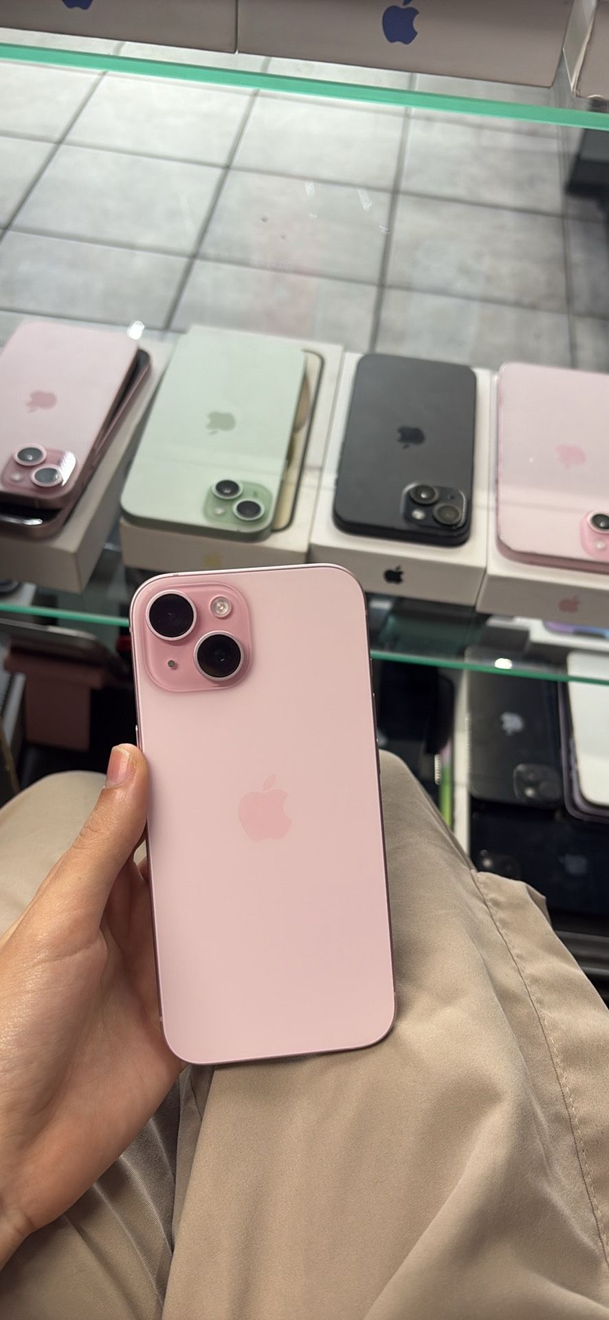 Pink iPhone 15 Unlocked