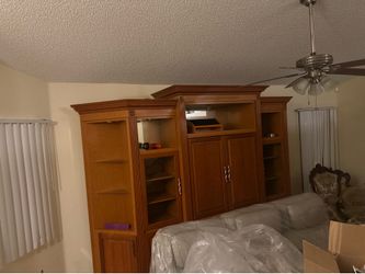Wall unit