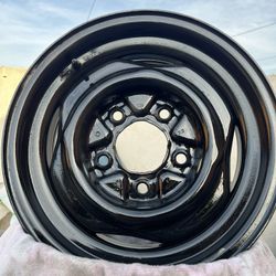 1 GOOD USED FORD OEM WHEEL 15X6  5X5.5 $25 PICKUP ONLY 