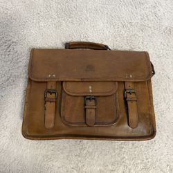 Men’s leather briefcase