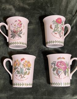 Set Of 4 Tea/Coffee Cups