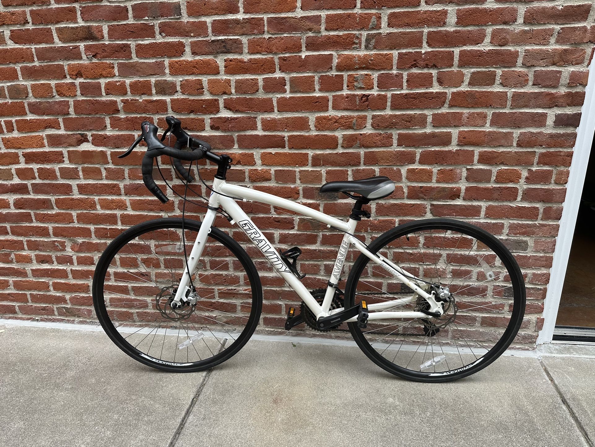 Gravity Avenue Bike