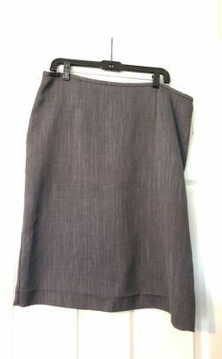 Size 14 women’s skirt