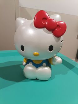 Hello Kitty Bank
