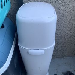 Diaper Genie 