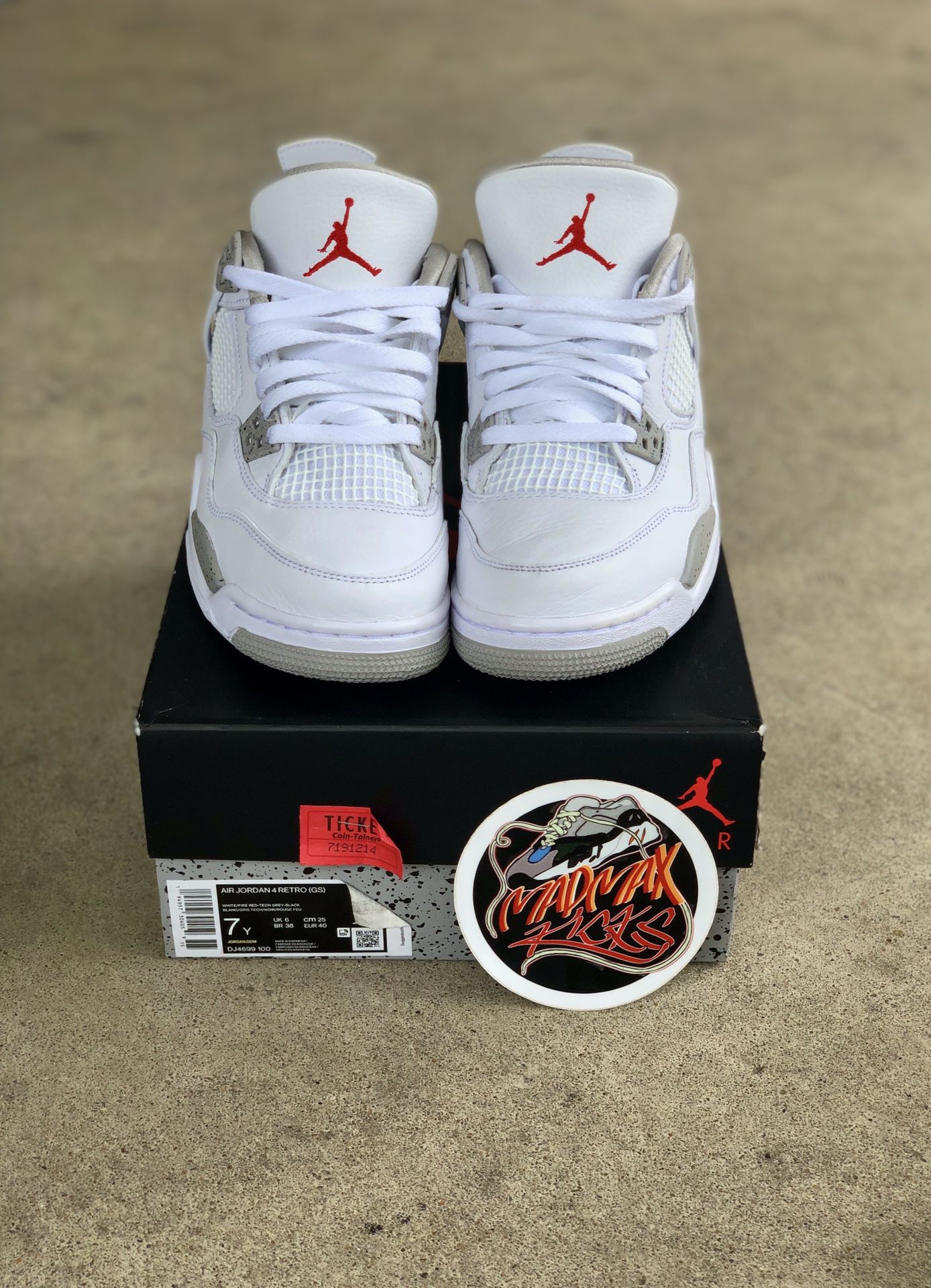 Turn heads with the White Oreo Air Jordan IV Limited-edition for Sale in  Edinburg, TX - OfferUp