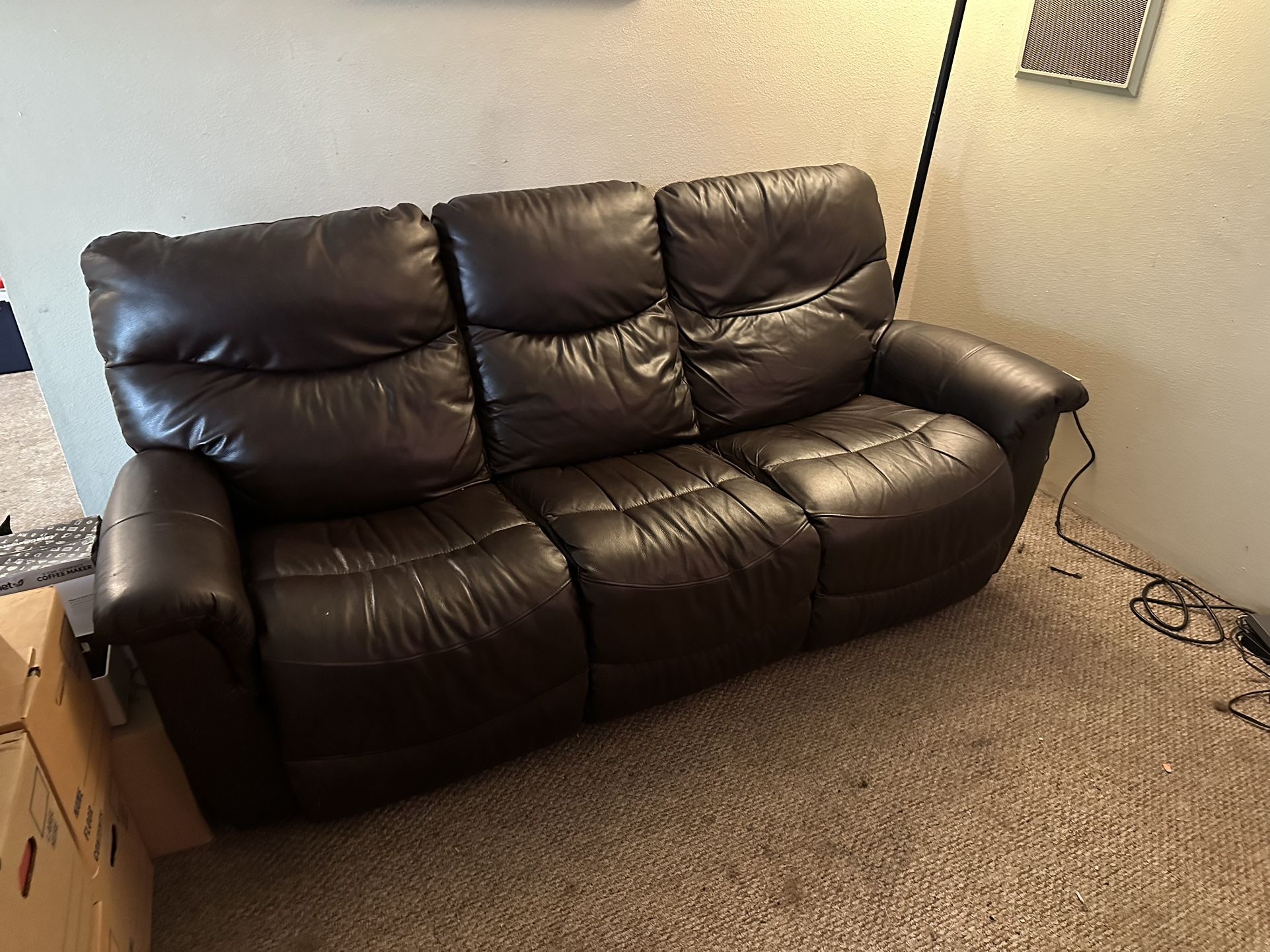 *MOVING SALE * LaZ-Boy Leather Reclining Couch