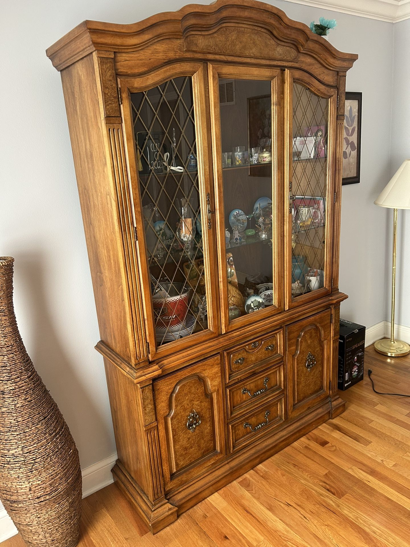 Cristal Cabinet