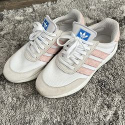 Adidas Iniki Runner Size 8.5 Women