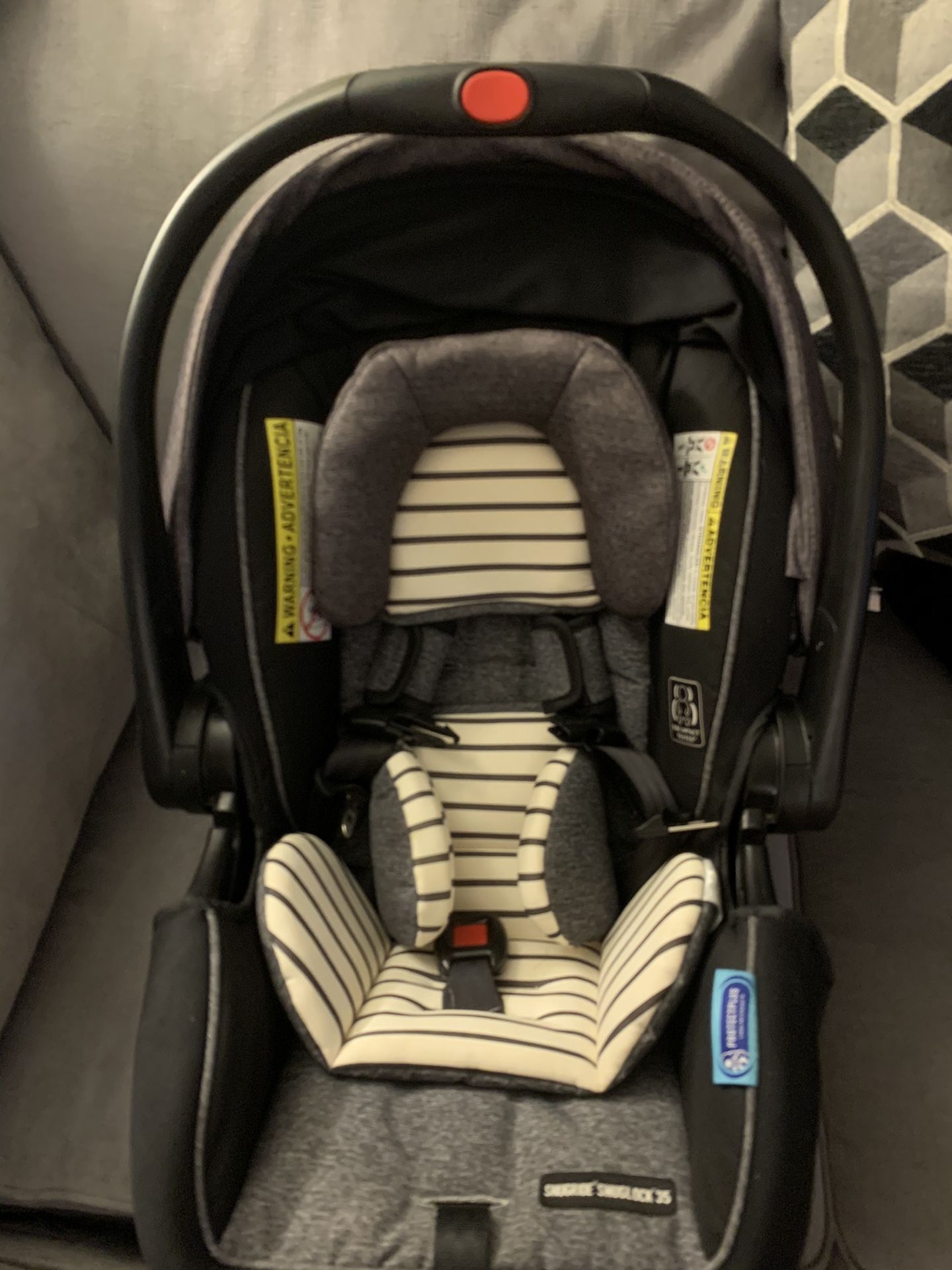 Graco® SnugRide® SnugLock™ 35 DLX Infant Car Seat