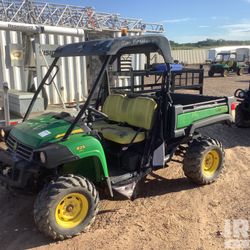 John Deere Gator