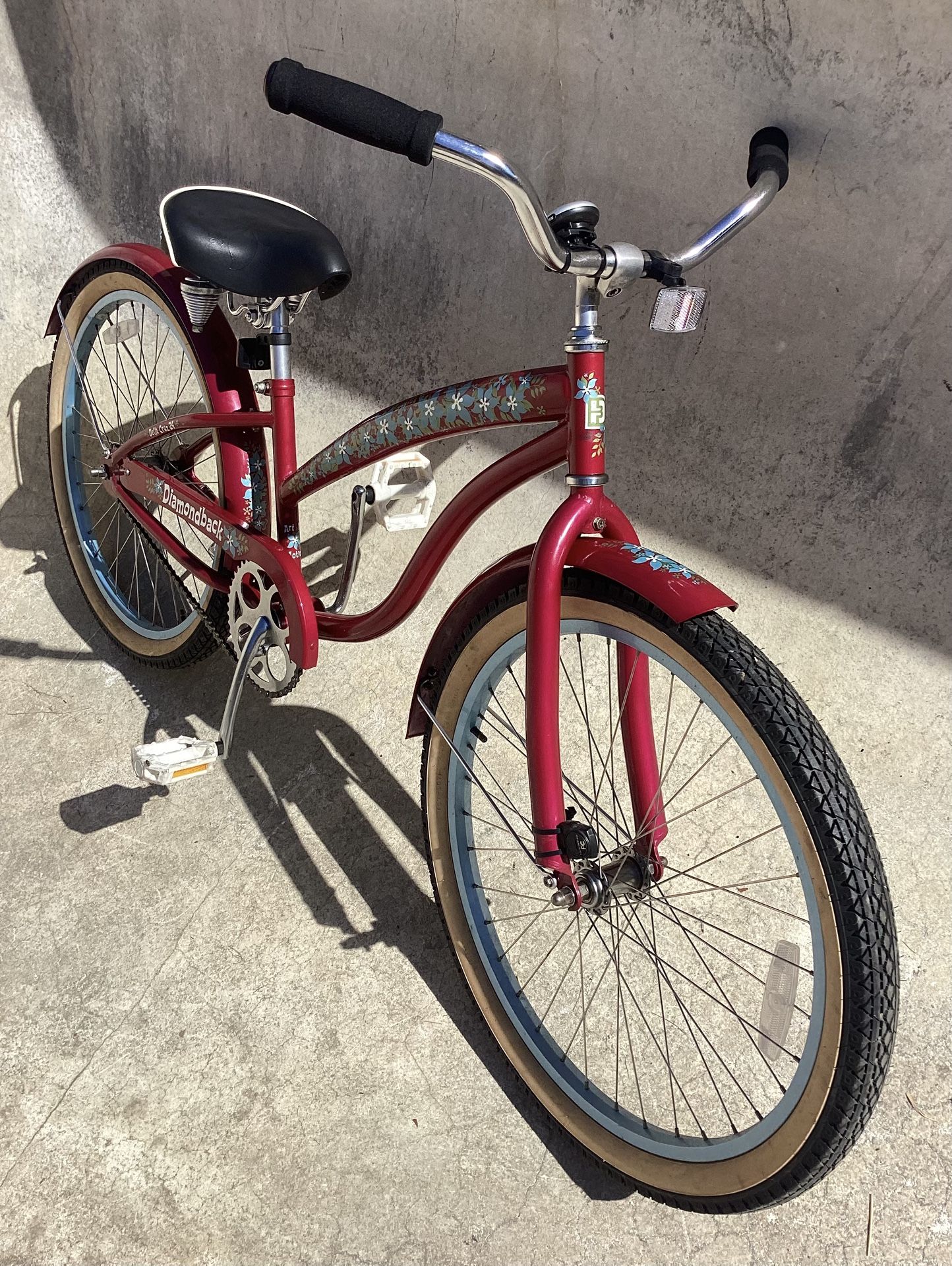 DIAMONDBACK DELLA CRUZ KID CRUISER BIKE 