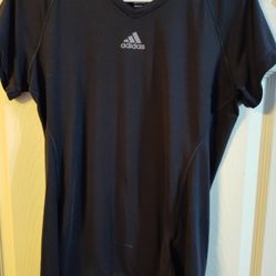 Adidas Black T-Shirt - Large