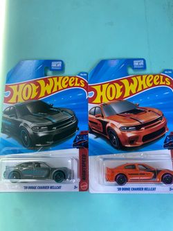 Hellcat Chargers Hot wheels both 8$