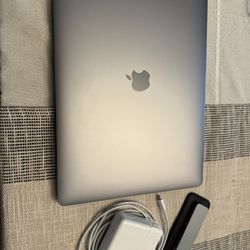 Late 2018 MacBook Pro With Touch Bar 16”