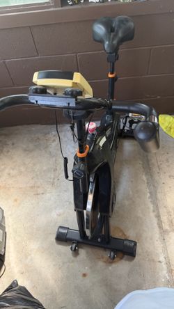 Fotheapex Indoor Exercise Bike – Adjustable Resistance – Great Condition