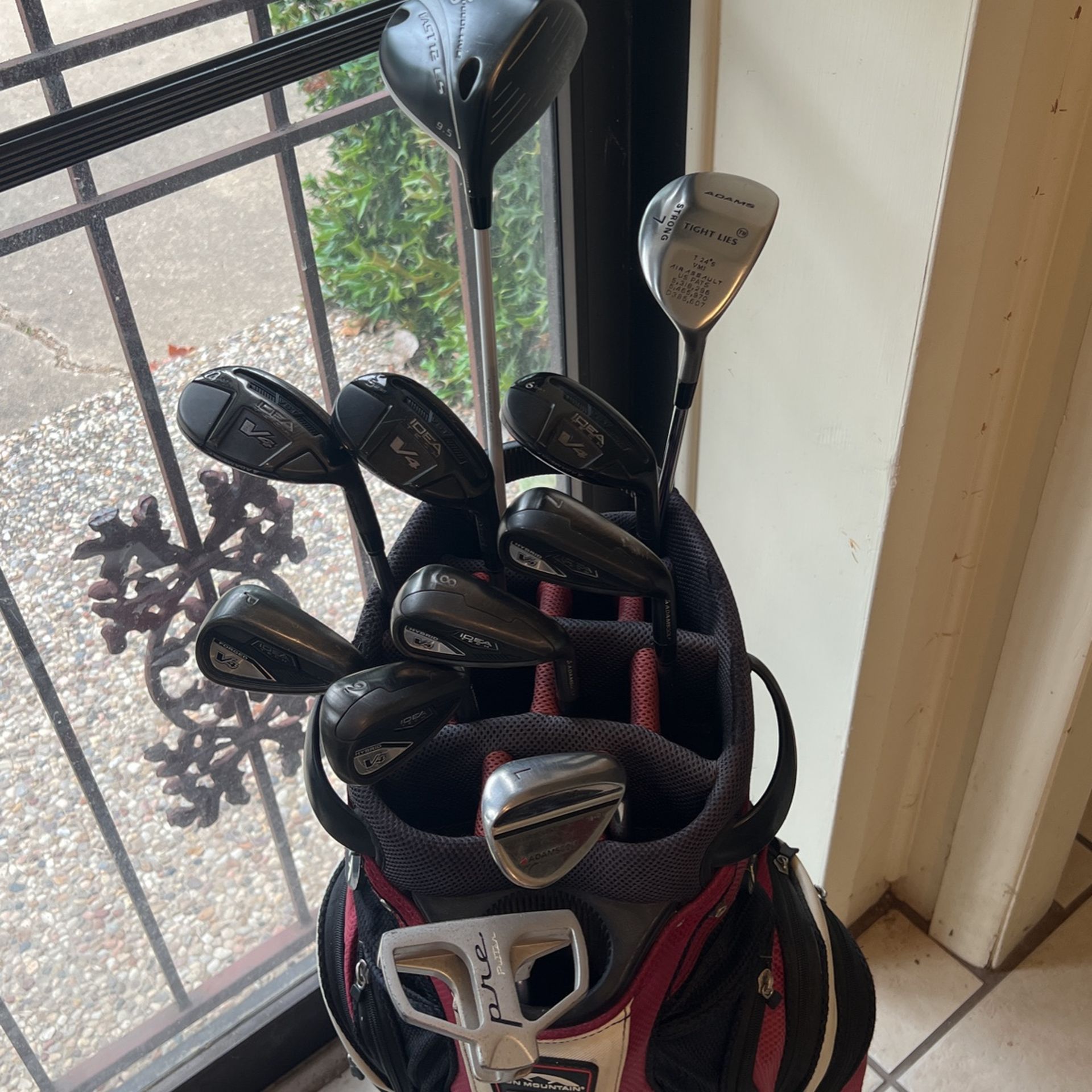 Adams Idea Tech V4 Hybird Golf Set