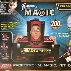 Fantasma Magic Set - Over 200 tricks - New In Original Box 