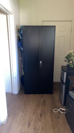 Commercial Locker Storage