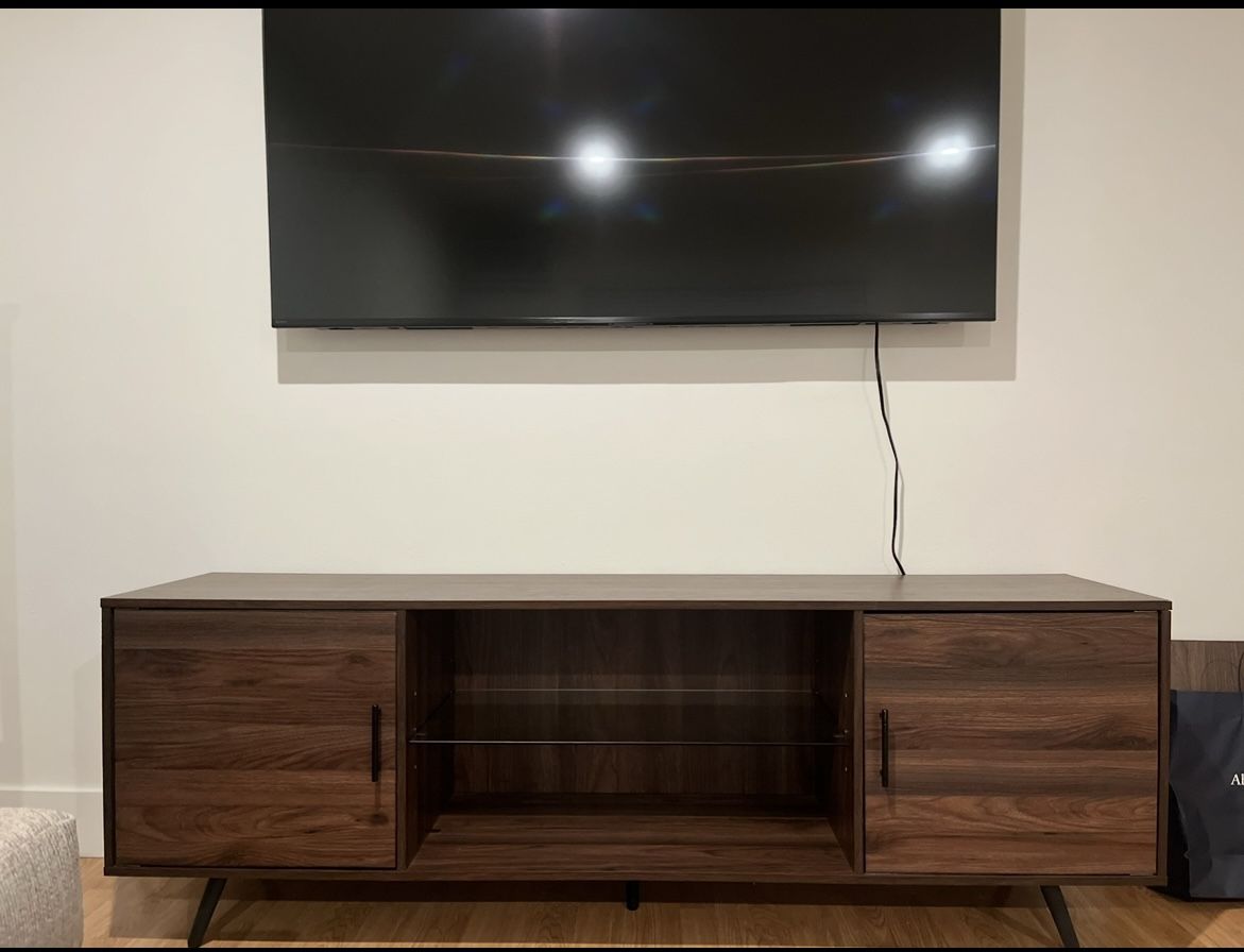 Large brown TV Stand 