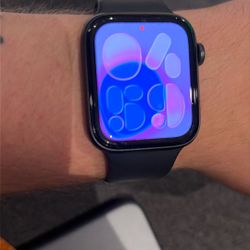 Apple Watch Series 6 44MM GPS LTE Charger And Band 