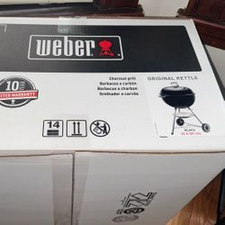 Weber 22” Original Kettle Grill – Brand New in Box