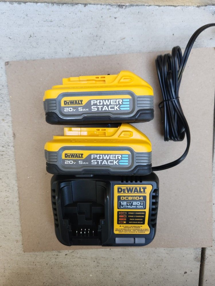 Dewalt 20v Batteries Power Stack Ah And Charger Brand New