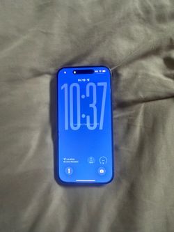 iphone 15 Pro 512GB (sim locked) Amazing Condition damn near brand new