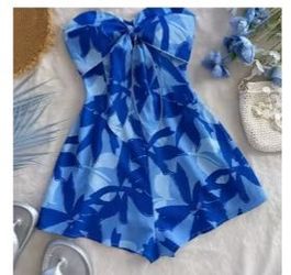 Women’s Blue Floral Strapless Sleeveless Romper One-Piece with Bow Accent
