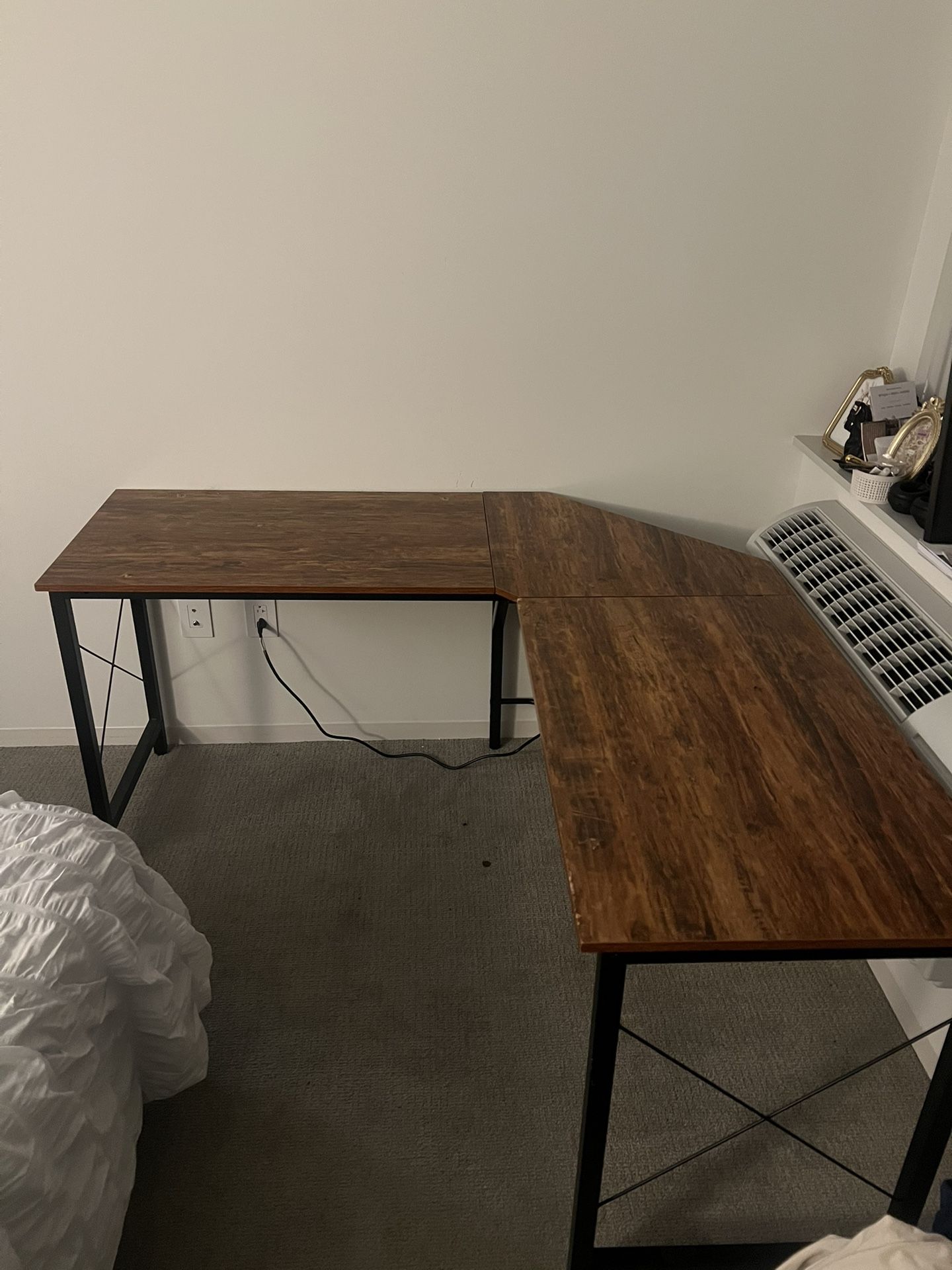 L Shaped Desk