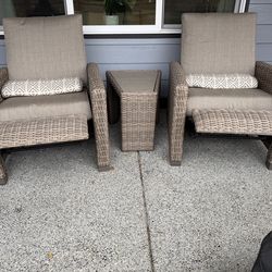 Patio seating set