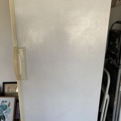Kenmore Upright Frostless Freezer
