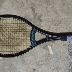 4 Tennis Rackets With Cases
