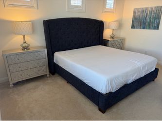 Bassett Custom King Navy Upholstered Wingback Bed