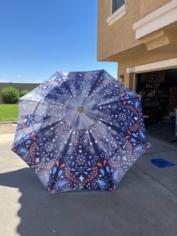 Outdoor umbrella