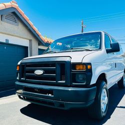 2014 Ford E-Series