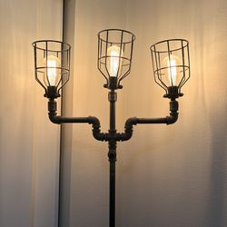 Vintage style lamp