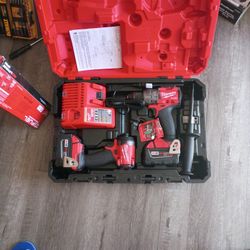 M18 Impact and Drill Kit Slightly Used Like New 
